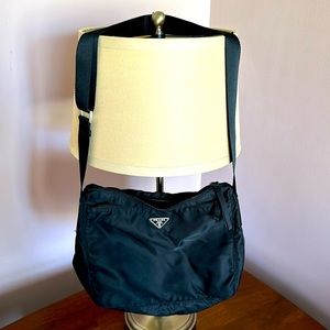 💯 Authentic Prada crossbody nylon messenger bag